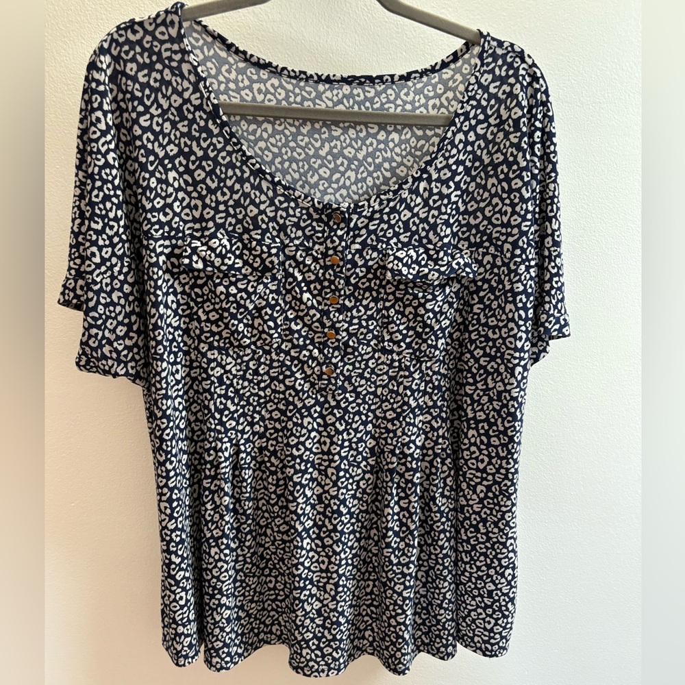 Blue Animal Print Scoop Neck Blouse 2X